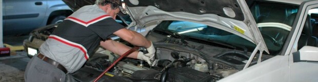 Avoid Costly Auto Repair: Spot Common Car Problems